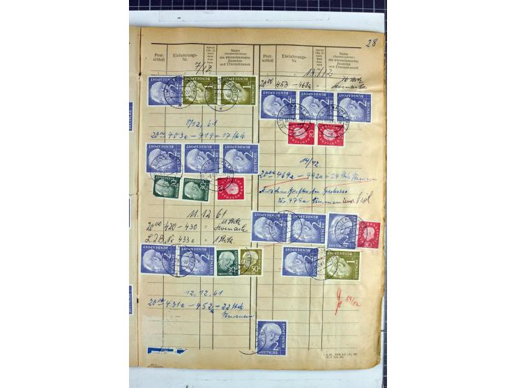 1960/64, Teil eines großformatigen Einlieferungsheftes, über 60 Blatt (wenige mit Fehlstellen), alle frankiert, meist mit Heu