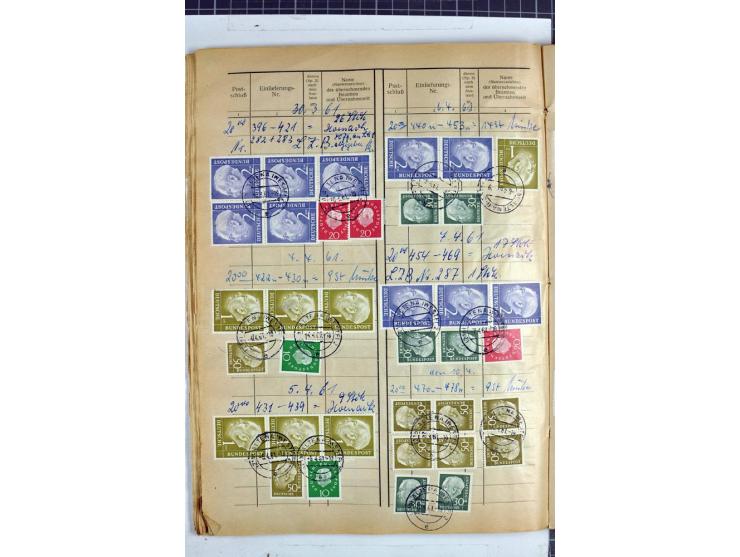 1960/64, Teil eines großformatigen Einlieferungsheftes, über 60 Blatt (wenige mit Fehlstellen), alle frankiert, meist mit Heu