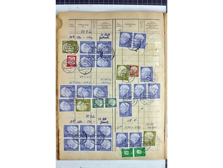 1960/64, Teil eines großformatigen Einlieferungsheftes, über 60 Blatt (wenige mit Fehlstellen), alle frankiert, meist mit Heu