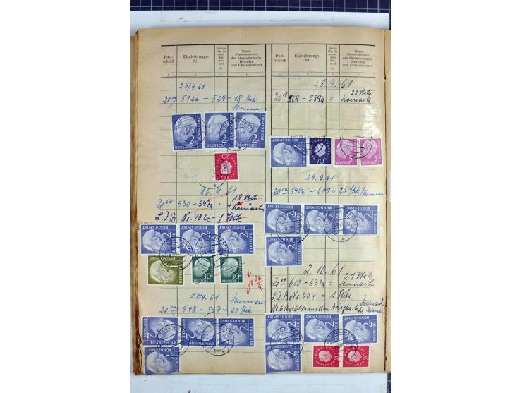 1960/64, Teil eines großformatigen Einlieferungsheftes, über 60 Blatt (wenige mit Fehlstellen), alle frankiert, meist mit Heu