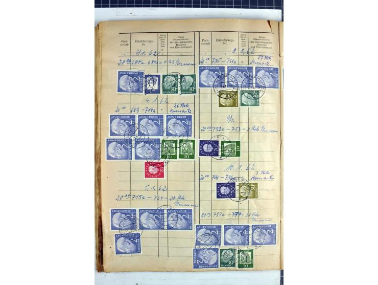 1960/64, Teil eines großformatigen Einlieferungsheftes, über 60 Blatt (wenige mit Fehlstellen), alle frankiert, meist mit Heu