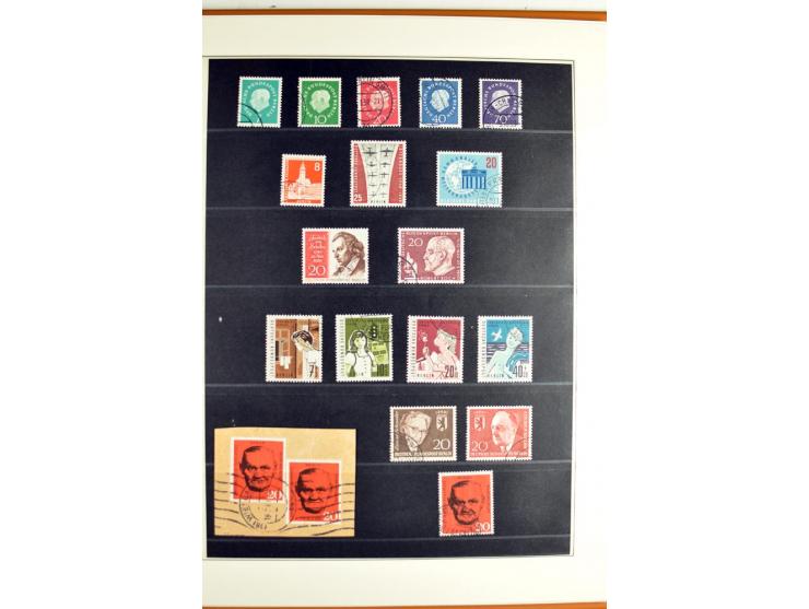1948/1990, in den Hauptnummern postfrisch und gestempelt jeweils kpl. Sammlung, dabei Berlin Bl. 1 gestempelt mit Fotoattest 