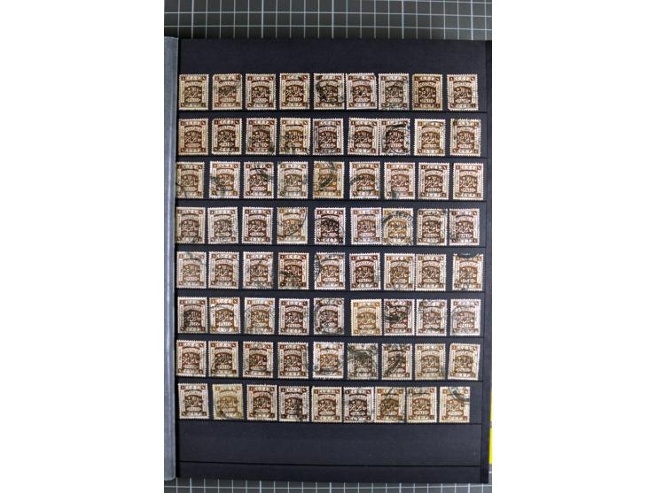 Accumulation of many hundreds of unused and (mostly) used stamps, the largest part sorted according to plate A and B, 2 stock