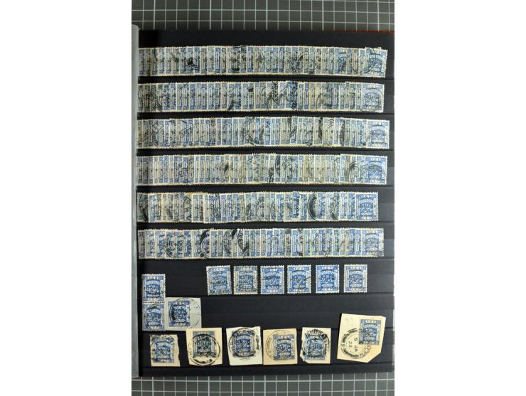 Accumulation of many hundreds of unused and (mostly) used stamps, the largest part sorted according to plate A and B, 2 stock