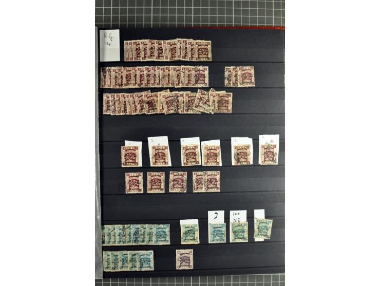 Accumulation of many hundreds of unused and (mostly) used stamps, the largest part sorted according to plate A and B, 2 stock