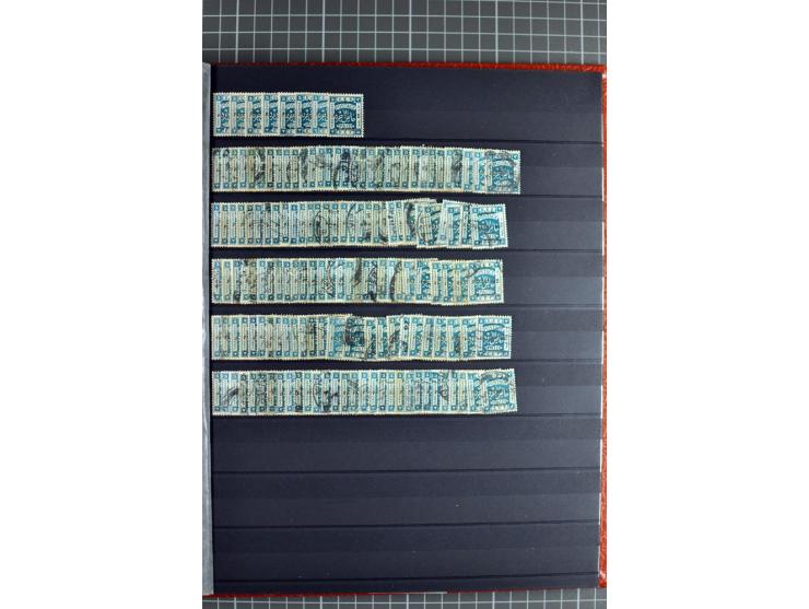 Accumulation of many hundreds of unused and (mostly) used stamps, the largest part sorted according to plate A and B, 2 stock