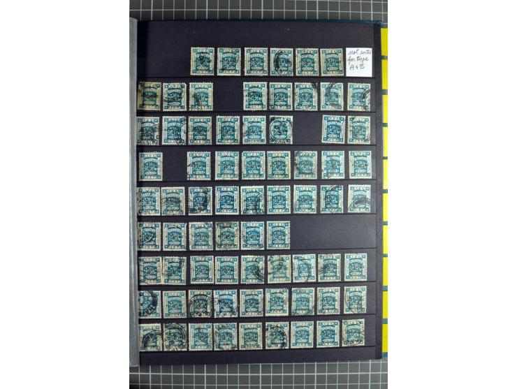Accumulation of many hundreds of unused and (mostly) used stamps, the largest part sorted according to plate A and B, 2 stock