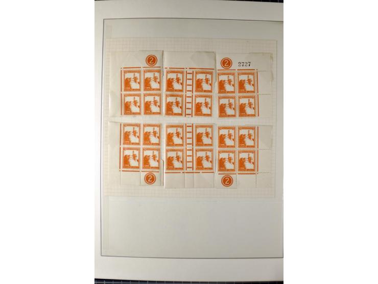 Remaining collection with a large amount of plate no. blocks and single stamps, gutter pairs and blocks, presentation booklet
