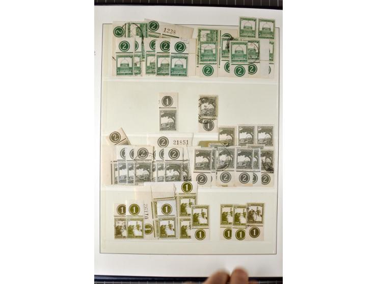 Remaining collection with a large amount of plate no. blocks and single stamps, gutter pairs and blocks, presentation booklet