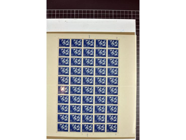 1956/2005, lot with good values like Luxemburg 1956 in blocks of four, varieties, plate flaws, sheets and souvenir sheets, so