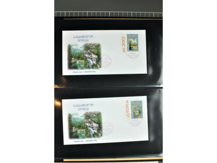1956/2005, lot with good values like Luxemburg 1956 in blocks of four, varieties, plate flaws, sheets and souvenir sheets, so