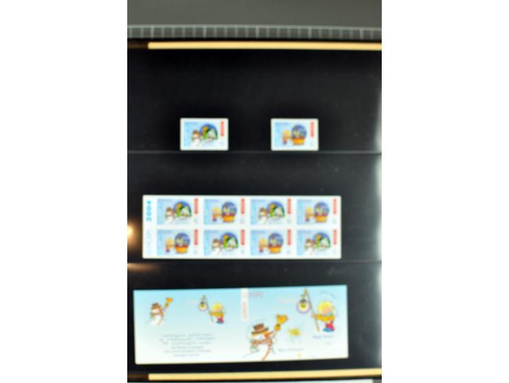 1956/2005, lot with good values like Luxemburg 1956 in blocks of four, varieties, plate flaws, sheets and souvenir sheets, so