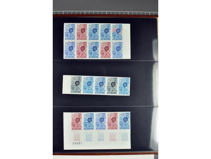 1956/81, Essais de  couleurs non dentelés , timbres avec bord de feuille, numéros de la marge de la  feuille etc., neufs sans