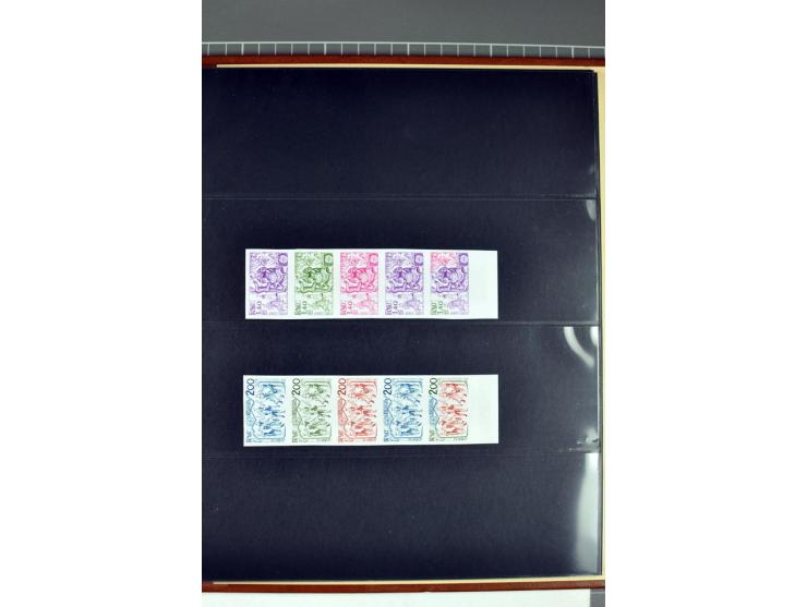 1956/81, Essais de  couleurs non dentelés , timbres avec bord de feuille, numéros de la marge de la  feuille etc., neufs sans