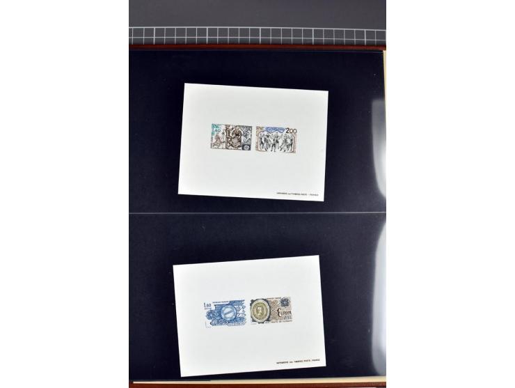 1956/95, collection  36 épreuves collectives différentes, un motif de l'Europe