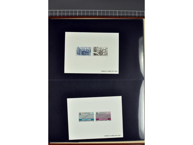 1956/95, collection  36 épreuves collectives différentes, un motif de l'Europe
