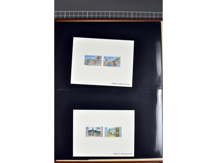 1956/95, collection  36 épreuves collectives différentes, un motif de l'Europe