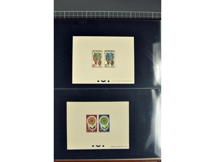 1956/95, collection  36 épreuves collectives différentes, un motif de l'Europe