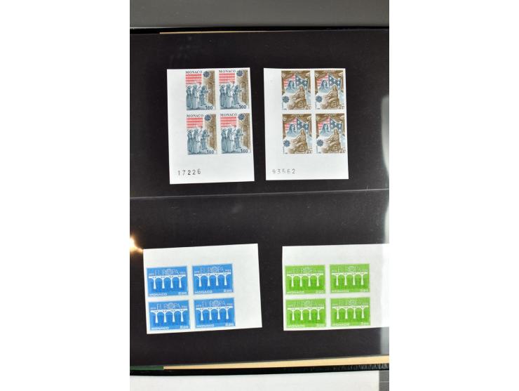 1963/95, collection de timbres non dentelés en bloc de quatre, 1963, 1964, 1976, 1978-95 cpl., presque toujours avec coins de