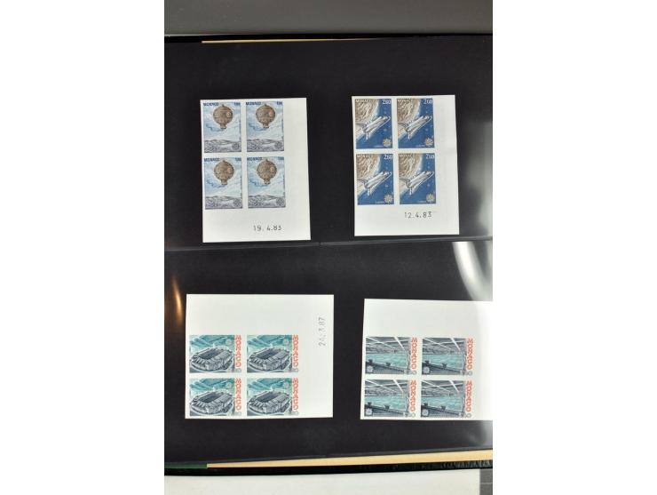 1963/95, collection de timbres non dentelés en bloc de quatre, 1963, 1964, 1976, 1978-95 cpl., presque toujours avec coins de