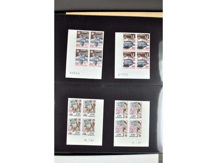1963/95, collection de timbres non dentelés en bloc de quatre, 1963, 1964, 1976, 1978-95 cpl., presque toujours avec coins de