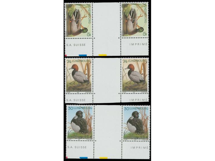 2000, Domestic animals, ducks 18-30 fr., as vertical resp. horizontal gutter pair with sheet margin, mint never hinged, scarc