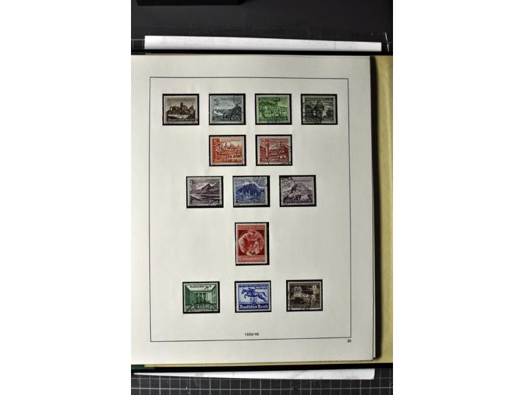 1941, Flugpost 0.50 Din. dunkelbraun im 8er-Block aus der rechten unteren Bogenecke ohne Netzüberdruck, durch einen von links