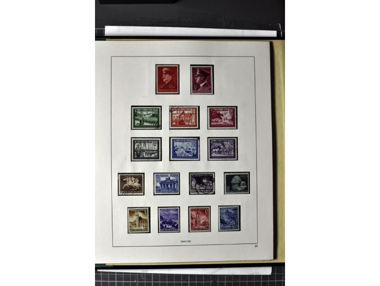 1941, Flugpost 0.50 Din. dunkelbraun im 8er-Block aus der rechten unteren Bogenecke ohne Netzüberdruck, durch einen von links