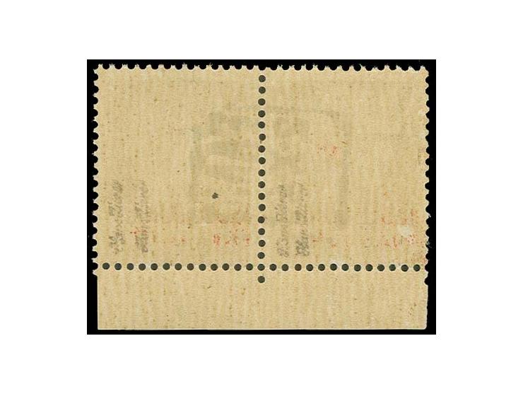 1943, Aufdruck schwarz: 10 C. dunkelbraun im waagerechten Unterrandpaar, nur ein Aufdruck mittig, dieser liegend, sauber unge