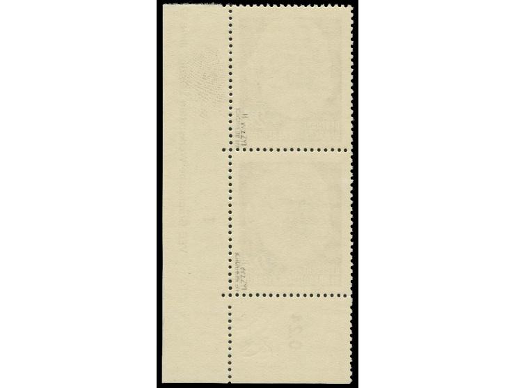 1953, Marx 24 Pfg. im senkrechten Paar aus der rechten unteren Bogenecke mit Druckerzeichen "VEB Graphische Werkstätten Leipz