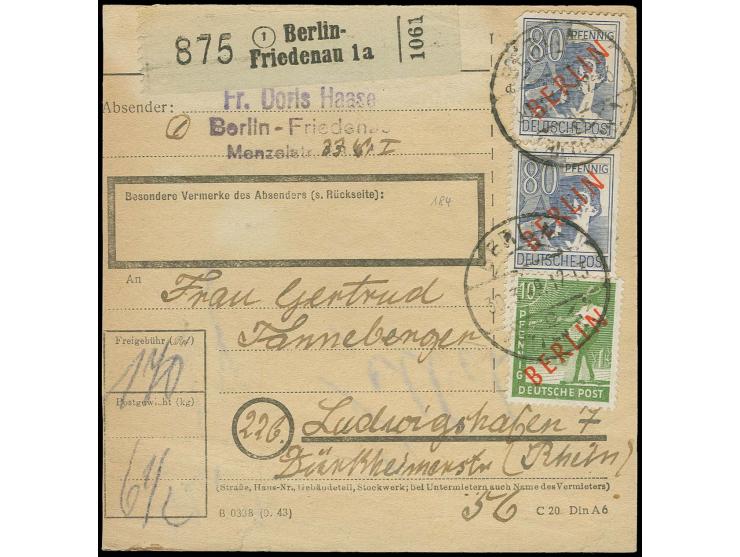 80 Pfg. im senkrechten Paar und 10 Pfg. auf Paketkarte von "BERLIN-FRIEDENAU 30.3.49" nach Ludwigshafen, Beförderungsspuren u