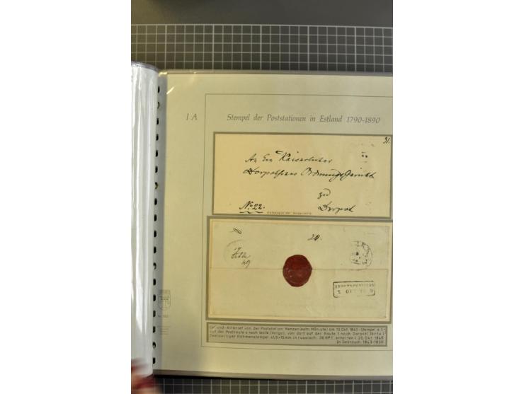 1669/1858, 177 Briefe und Postdokumente, dabei 6 Briefe aus der schwedischen Zeit, 58 Briefe der russischen Ostseeprovinzen E