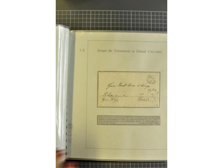 1669/1858, 177 Briefe und Postdokumente, dabei 6 Briefe aus der schwedischen Zeit, 58 Briefe der russischen Ostseeprovinzen E