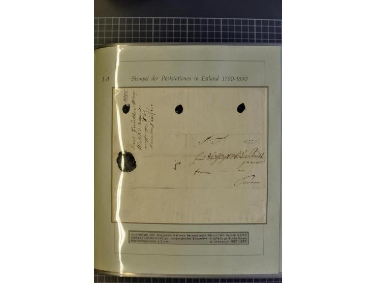 1669/1858, 177 Briefe und Postdokumente, dabei 6 Briefe aus der schwedischen Zeit, 58 Briefe der russischen Ostseeprovinzen E