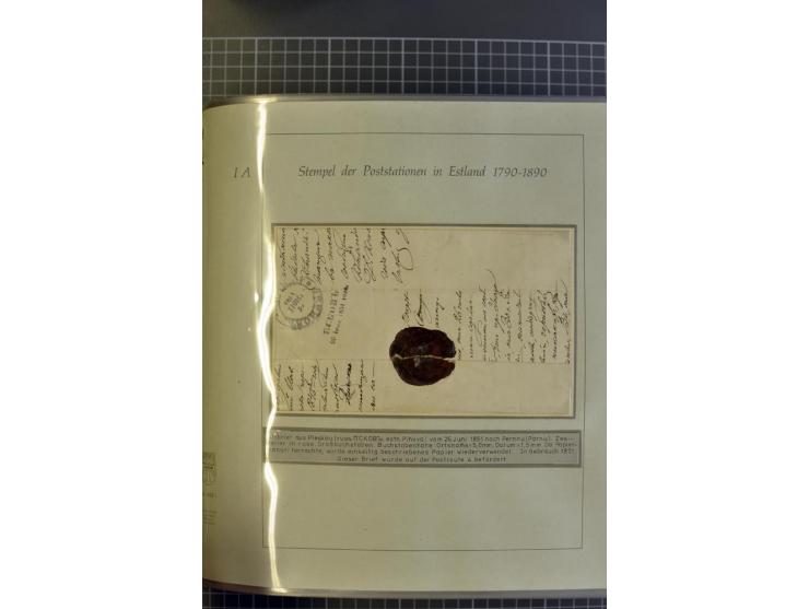1669/1858, 177 Briefe und Postdokumente, dabei 6 Briefe aus der schwedischen Zeit, 58 Briefe der russischen Ostseeprovinzen E