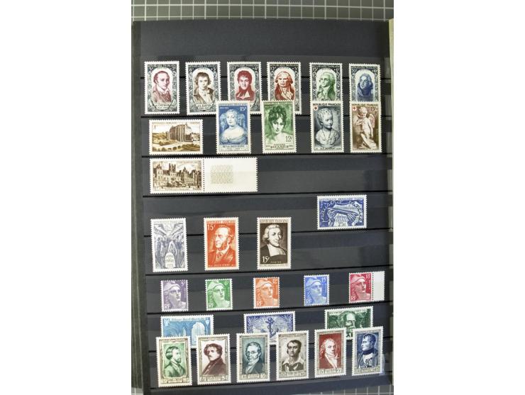 1849/2007, postfrische, ungebrauchte und gestempelte Sammlung mit einer Vielzahl von guten Werten und Sätzen, oft in beiden E