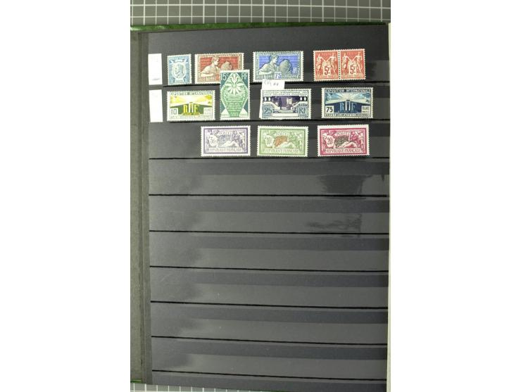 1849/2007, postfrische, ungebrauchte und gestempelte Sammlung mit einer Vielzahl von guten Werten und Sätzen, oft in beiden E