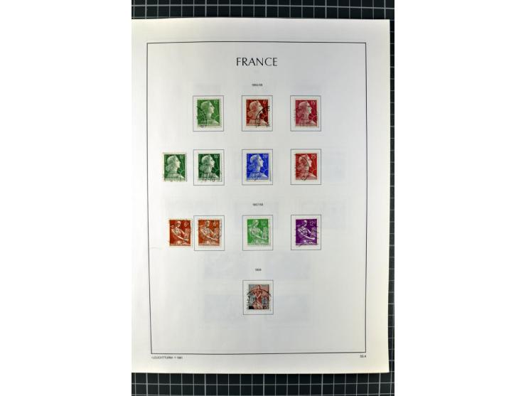1849/2007, postfrische, ungebrauchte und gestempelte Sammlung mit einer Vielzahl von guten Werten und Sätzen, oft in beiden E
