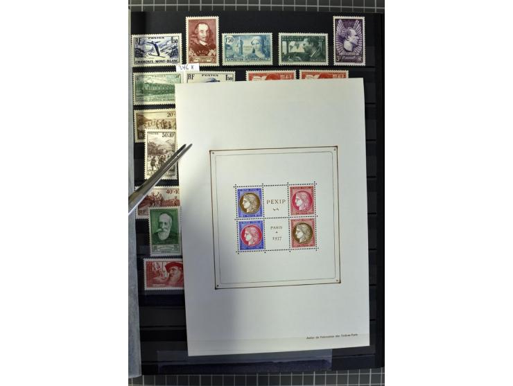 1849/2007, postfrische, ungebrauchte und gestempelte Sammlung mit einer Vielzahl von guten Werten und Sätzen, oft in beiden E