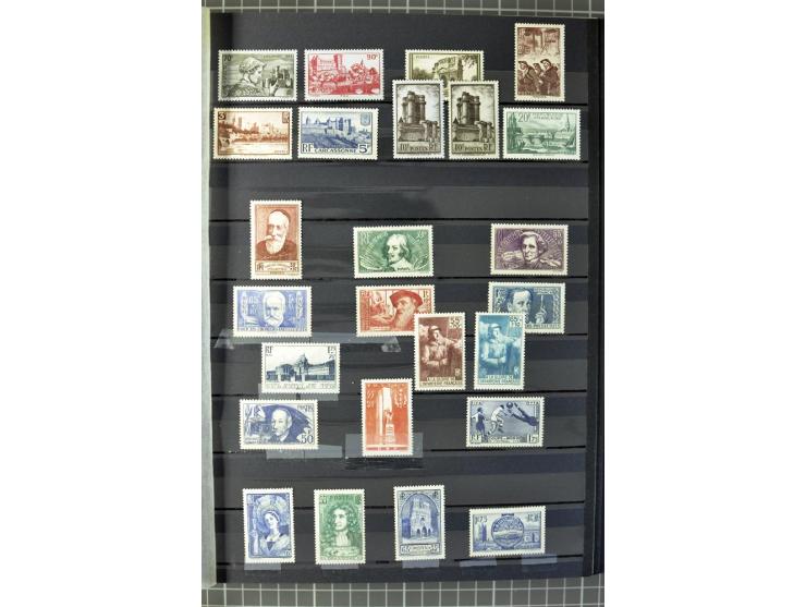 1849/2007, postfrische, ungebrauchte und gestempelte Sammlung mit einer Vielzahl von guten Werten und Sätzen, oft in beiden E