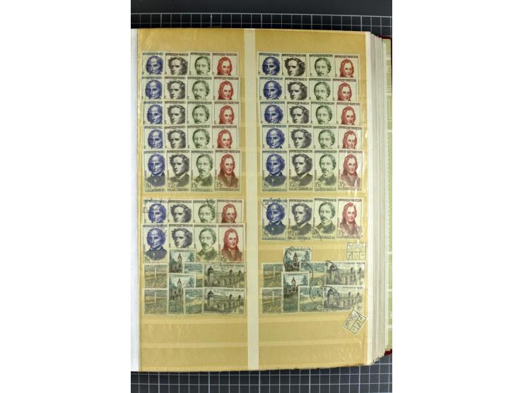 1849)1975 (ca.), postfrischer, ungebrauchter und gestempelter Lagerbestand in 9 Steckbüchern und 5 Bogenmappen, dabei bessere