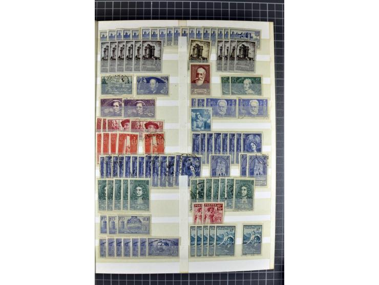 1849)1975 (ca.), postfrischer, ungebrauchter und gestempelter Lagerbestand in 9 Steckbüchern und 5 Bogenmappen, dabei bessere