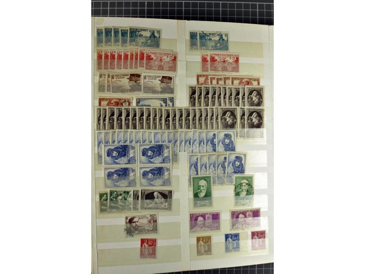 1849)1975 (ca.), postfrischer, ungebrauchter und gestempelter Lagerbestand in 9 Steckbüchern und 5 Bogenmappen, dabei bessere