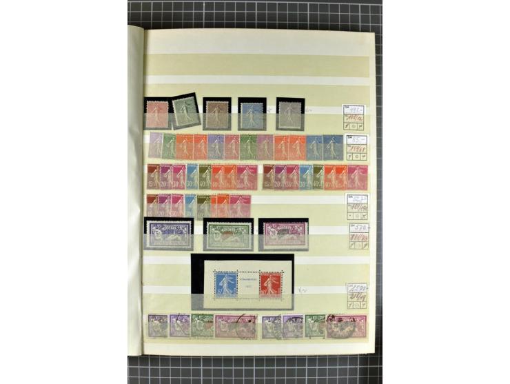 1849)1975 (ca.), postfrischer, ungebrauchter und gestempelter Lagerbestand in 9 Steckbüchern und 5 Bogenmappen, dabei bessere
