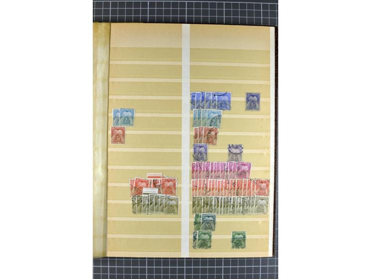 1849)1975 (ca.), postfrischer, ungebrauchter und gestempelter Lagerbestand in 9 Steckbüchern und 5 Bogenmappen, dabei bessere