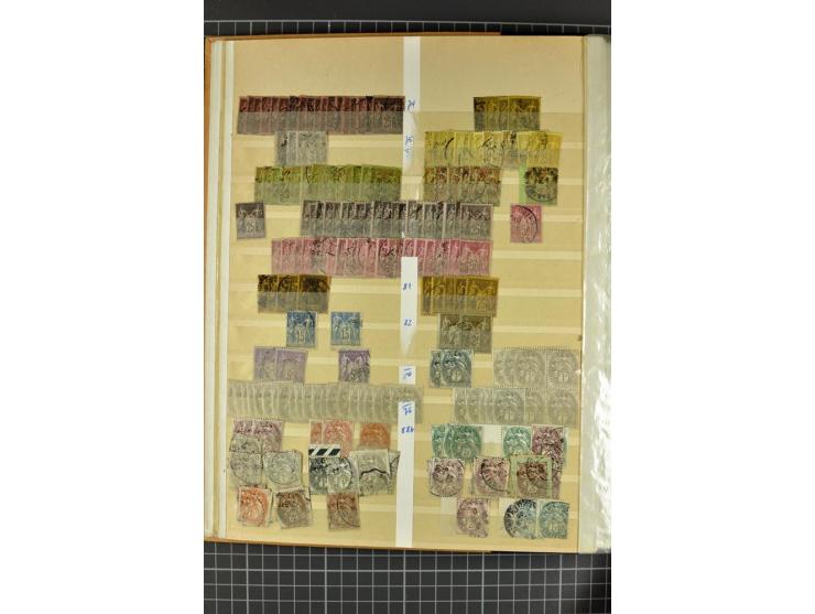 1849)1975 (ca.), postfrischer, ungebrauchter und gestempelter Lagerbestand in 9 Steckbüchern und 5 Bogenmappen, dabei bessere