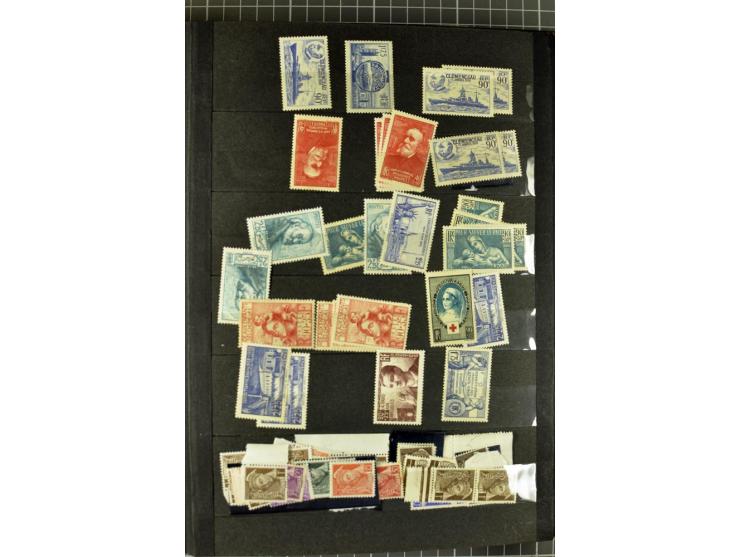 1849/1960, umfangreiches ungebrauchte/postfrisches und gestempeltes Lager, etwas chaotisch sortiert aber mit vielen besseren 