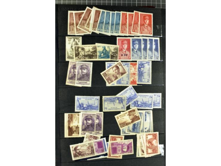 1849/1960, umfangreiches ungebrauchte/postfrisches und gestempeltes Lager, etwas chaotisch sortiert aber mit vielen besseren 