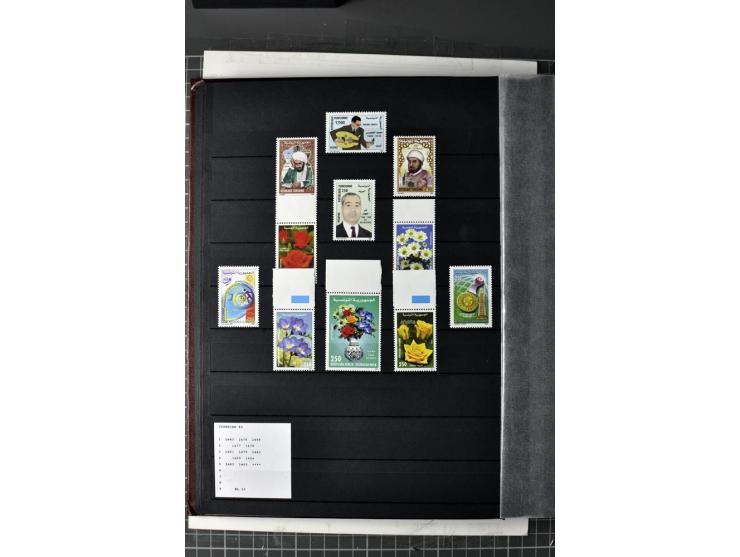  1946/2010, postfrische Sammlung mit Kleinbogen etc.