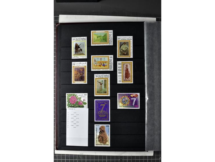  1946/2010, postfrische Sammlung mit Kleinbogen etc.